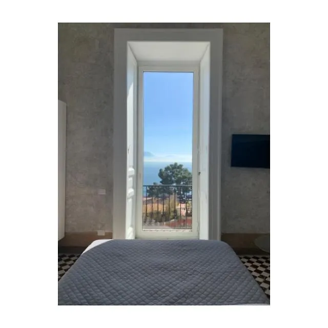 Bed and Breakfast PrimoPianoPosillipo Napoli 0*,  Italia